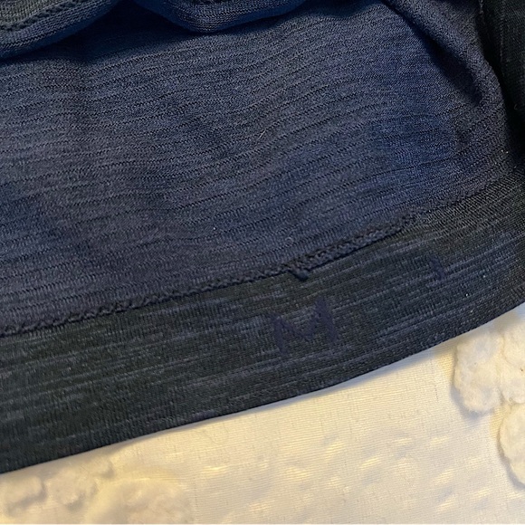 Men’s Lululemon Blue Short Sleeve Top - Time to Get Dirty Shirt - size M - Picture 5 of 10